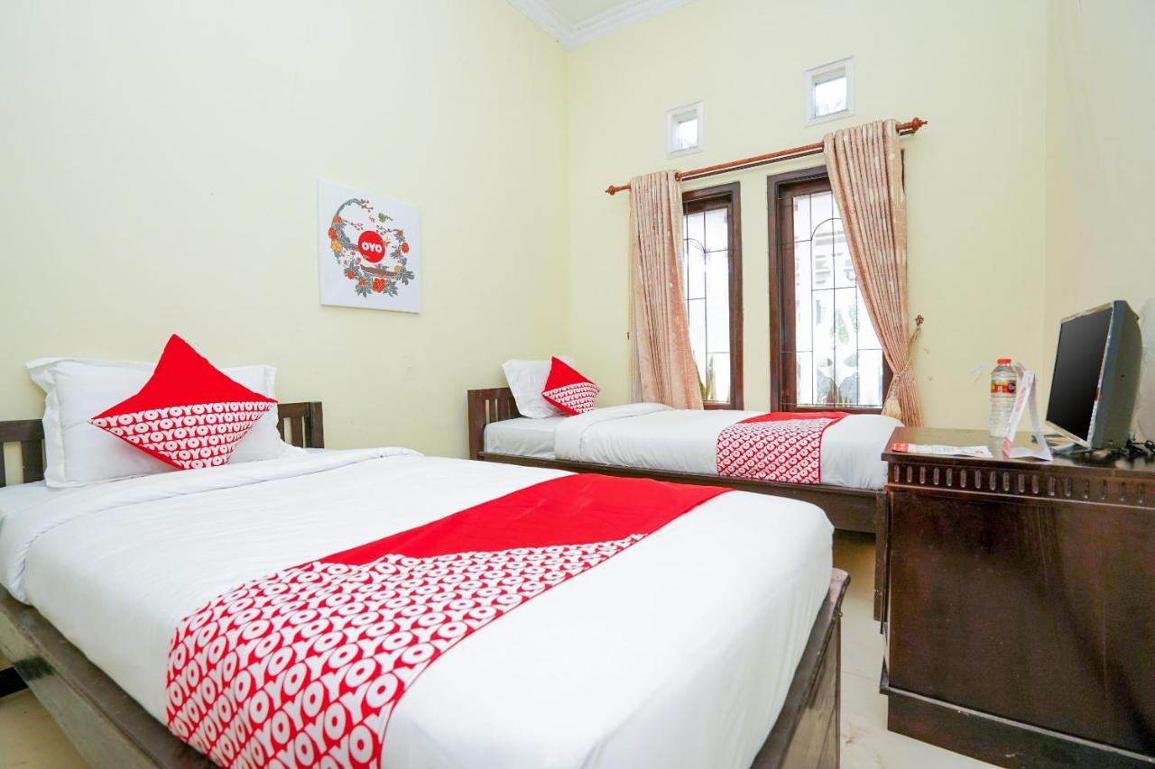 Oyo 1087 Homestay Potato House Bromo Exteriör bild