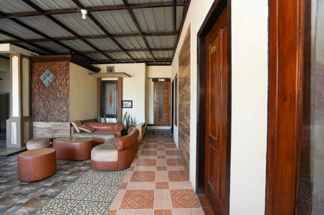Oyo 1087 Homestay Potato House Bromo Exteriör bild
